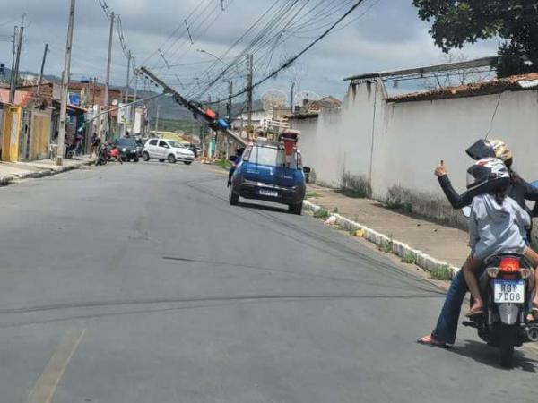 Ventania Derruba Rvores Poste E Causa Preju Zos Em Palmeira Dos Ndios