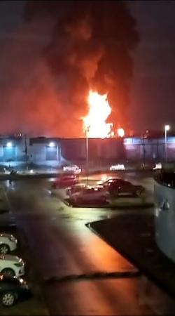 Incêndio em fábrica de plástico em Maceió é controlado após três horas de combate
