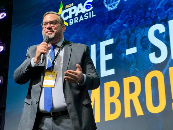 Em palestra no CPAC Brasil, Leonardo Dias destaca papel da eleição de vereadores para fortalecer a direita no país