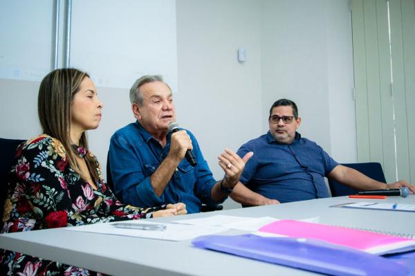 Ciro Gomes ministra palestra em evento promovido pela Vice-Governadoria