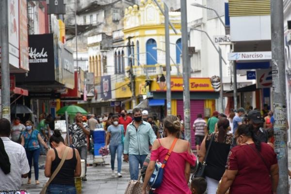 Feriado da Padroeira de Maceió: veja o que abre e o que fecha nesta terça (27)