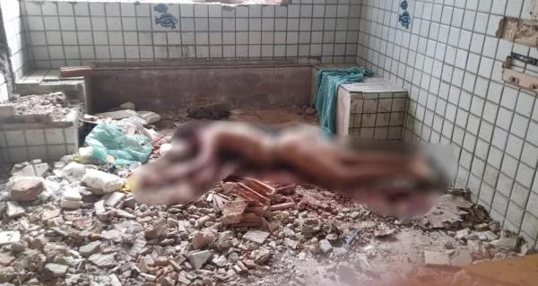 Corpo de mulher é encontrado em casa abandonada em Guaxuma