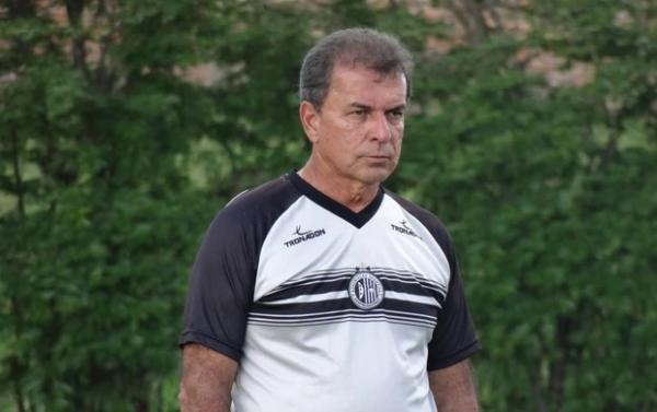 Ex-técnico do ASA, Ricardo Silva é acusado de estupro e presta depoimento