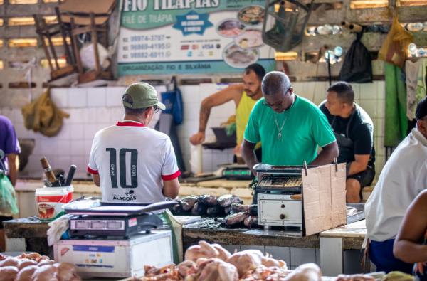 Saiba como funcionam feiras e mercados públicos de Maceió no feriado da Proclamação