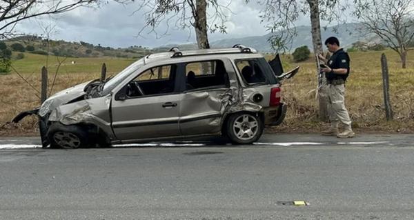 Acidente na BR-104 deixa dois mortos e dois feridos em União dos Palmares