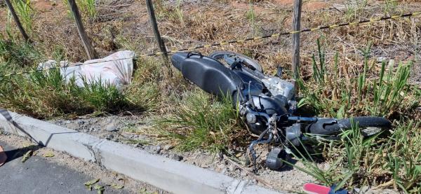 Homem morre após perder controle de motocicleta e sair da pista na AL-110