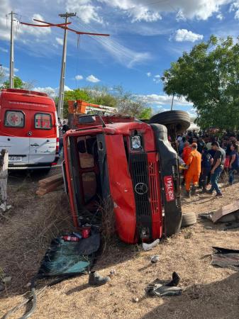 VÍDEO: Caminhão desgovernado atropela equipe da Equatorial; uma pessoa morreu e cinco ficaram feridas