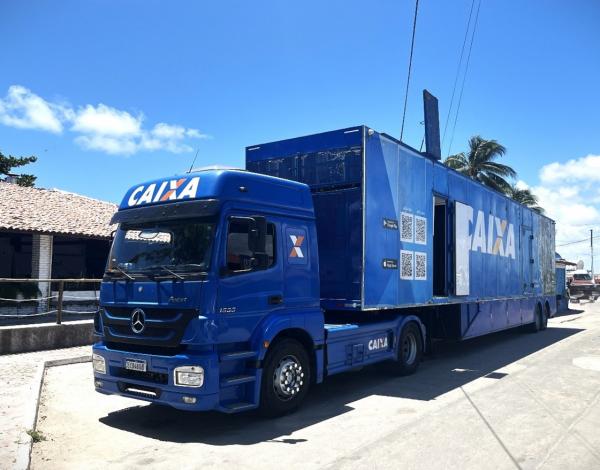 Caminhão CAIXA chega à Barra de São Miguel (AL)