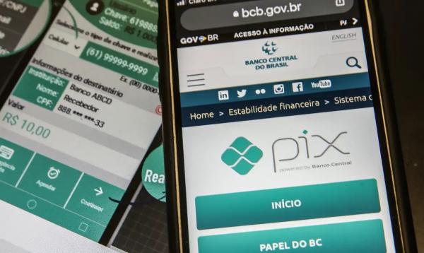 Nova fiscalização do PIX não é feita para pegar pequeno comerciante, diz Receita Federal