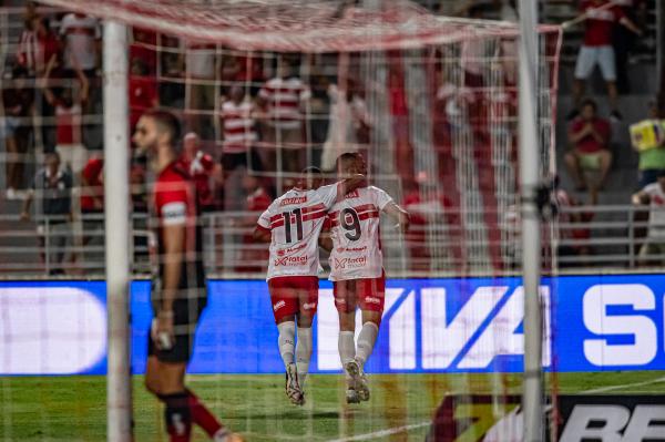 CRB desperdiça vantagem e fica no empate com o Vitória na estreia da Copa do Nordeste