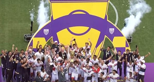 São Paulo tem virada heroica e vence o Corinthians na final da Copinha