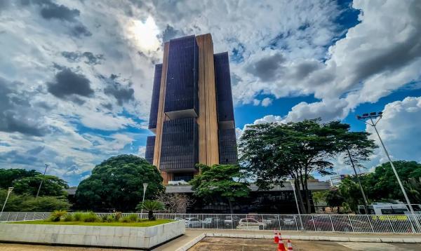 Copom inicia primeira reunião sob comando de Galípolo; Taxa Selic, em 12,25% ao ano, deve subir 1 ponto