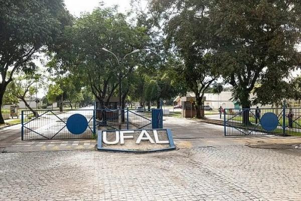 Ufal suspende aulas presenciais em Maceió e Rio Largo por conta das chuvas