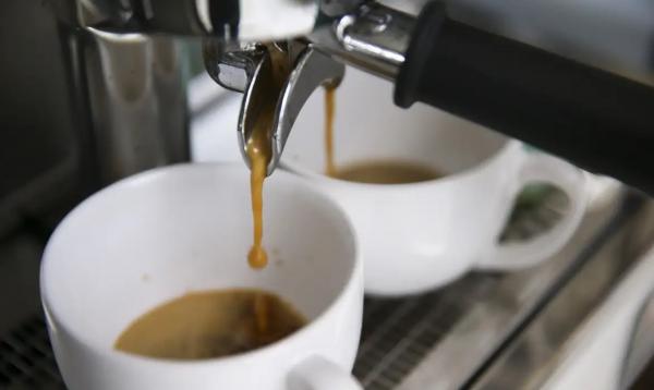 Café deve ficar cerca de 25% mais caro nos próximos meses, alerta Abic