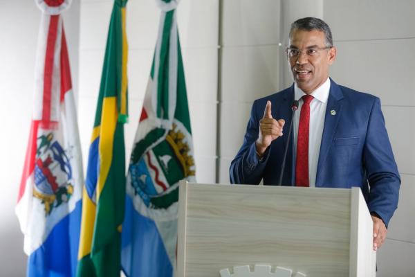 Vereador Siderlane Mendonça vai presidir Comissão de Defesa dos Direitos da Criança e do Adolescente