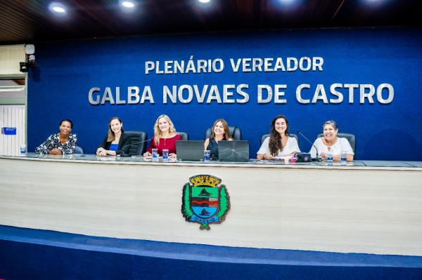 Em homenagem ao Dia Internacional da Mulher, vereadoras comandam sessão da Câmara Municipal