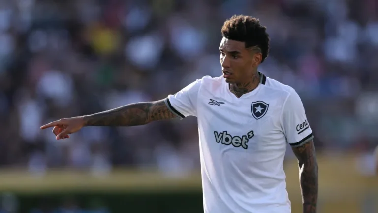 Botafogo vence o PSG e encaminha vaga no Mundial de Clubes