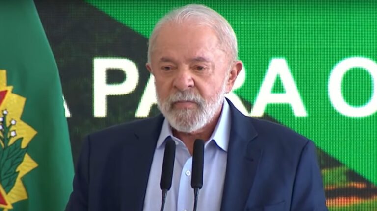 Lula diz que não governa se não for ao STF: “Cada macaco no seu galho”